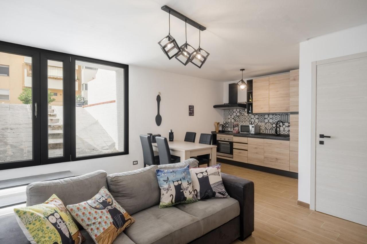 Los Gatos Apartment อาลเกโร ภายนอก รูปภาพ