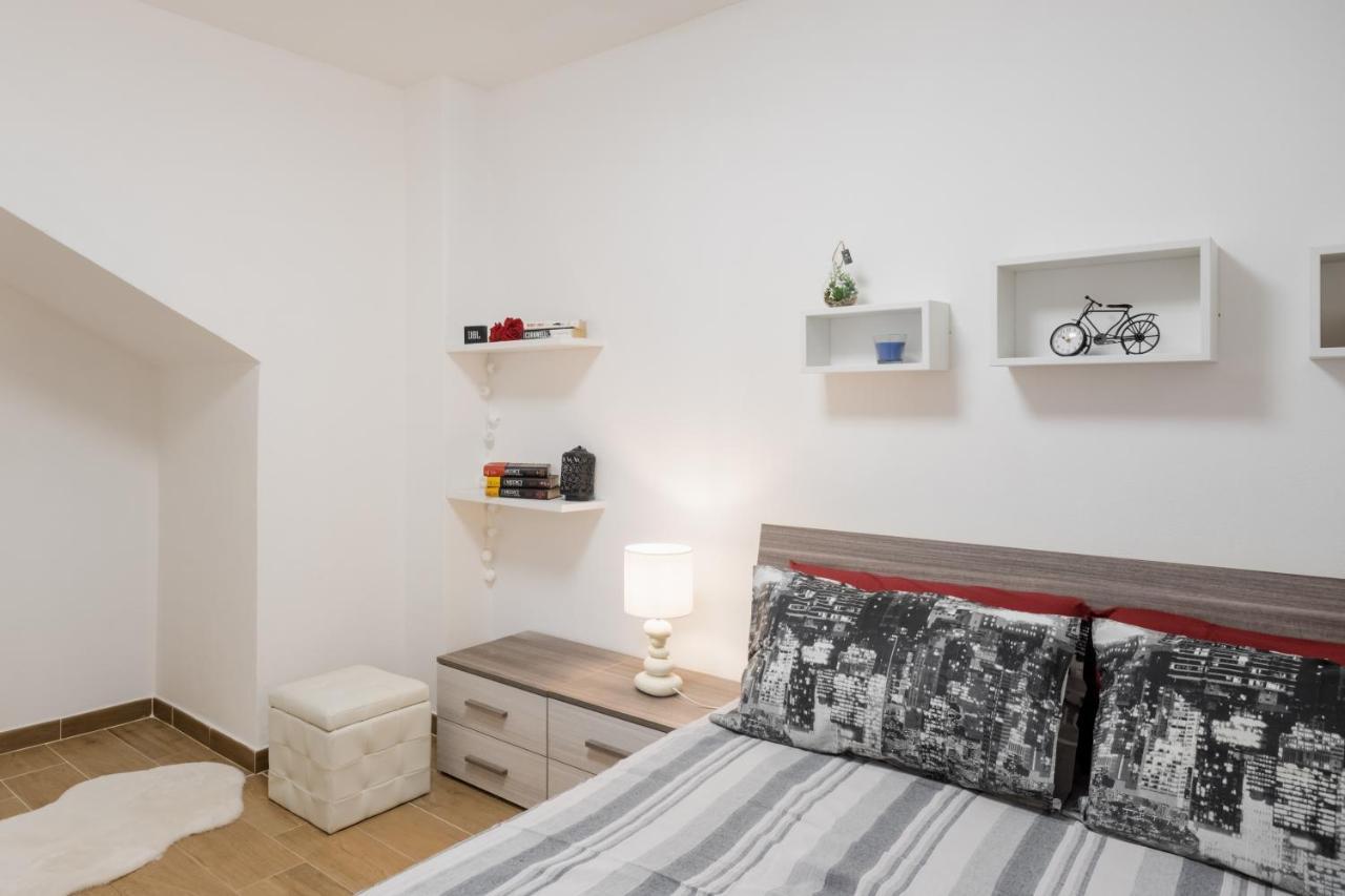Los Gatos Apartment อาลเกโร ภายนอก รูปภาพ