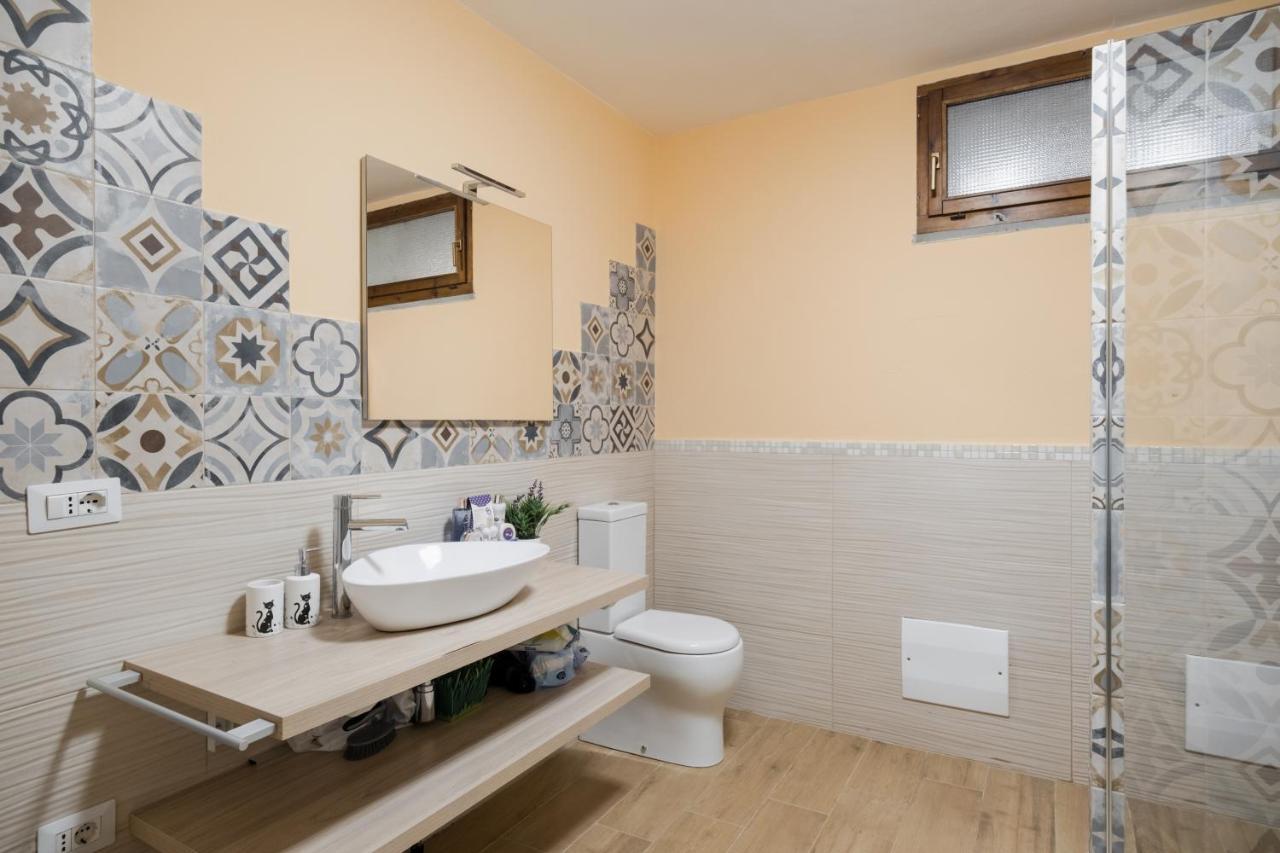 Los Gatos Apartment อาลเกโร ภายนอก รูปภาพ